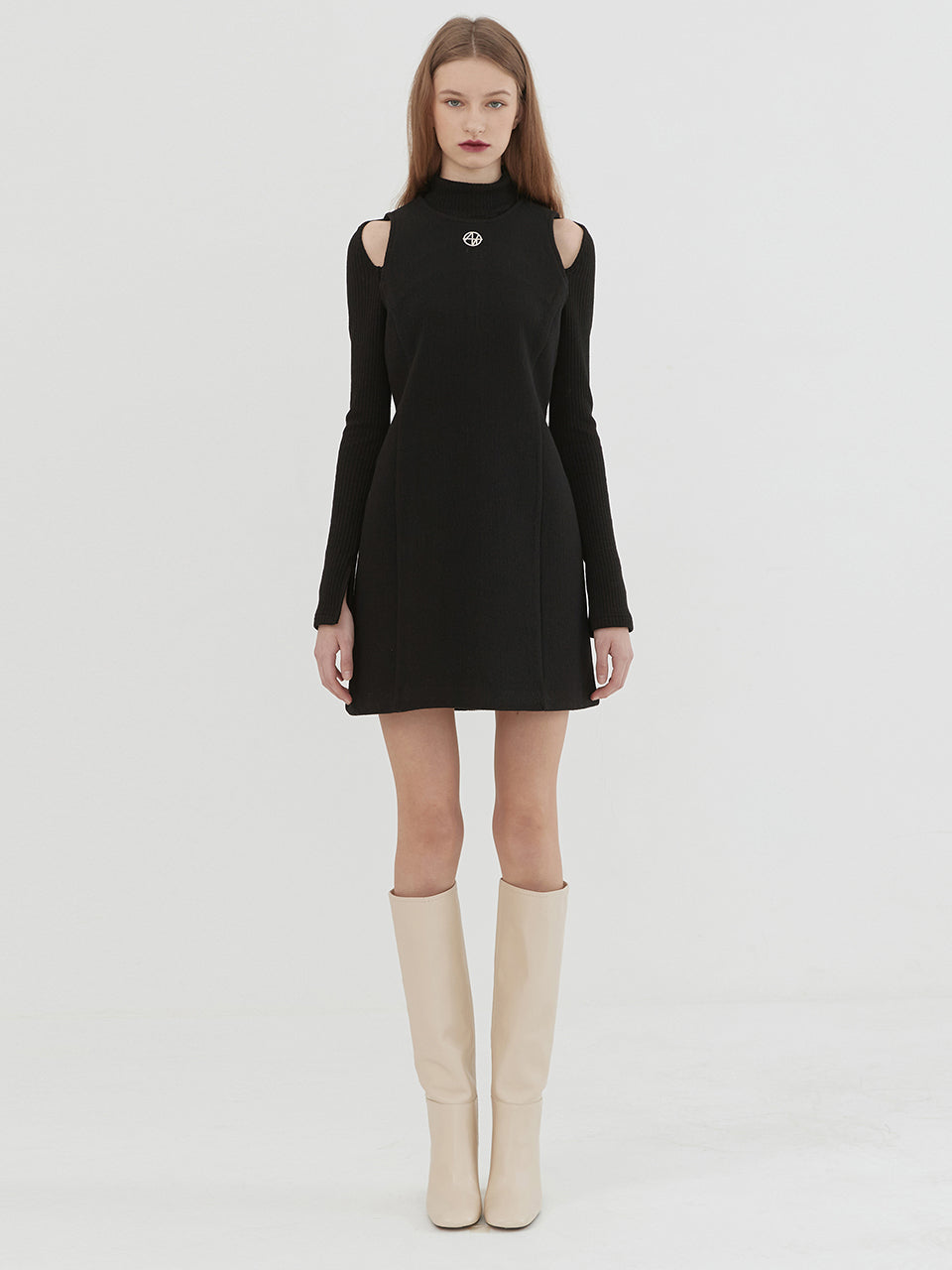 MINIMAL SIMBOL DRESS -BLACK