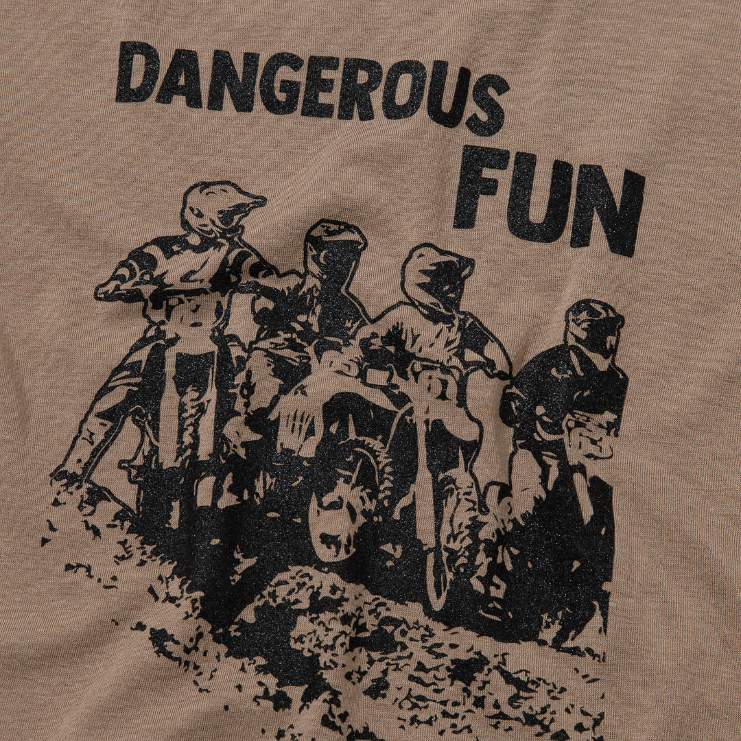 DANGEROUS FUN long-sleeved T-Shirt (MOCHA)