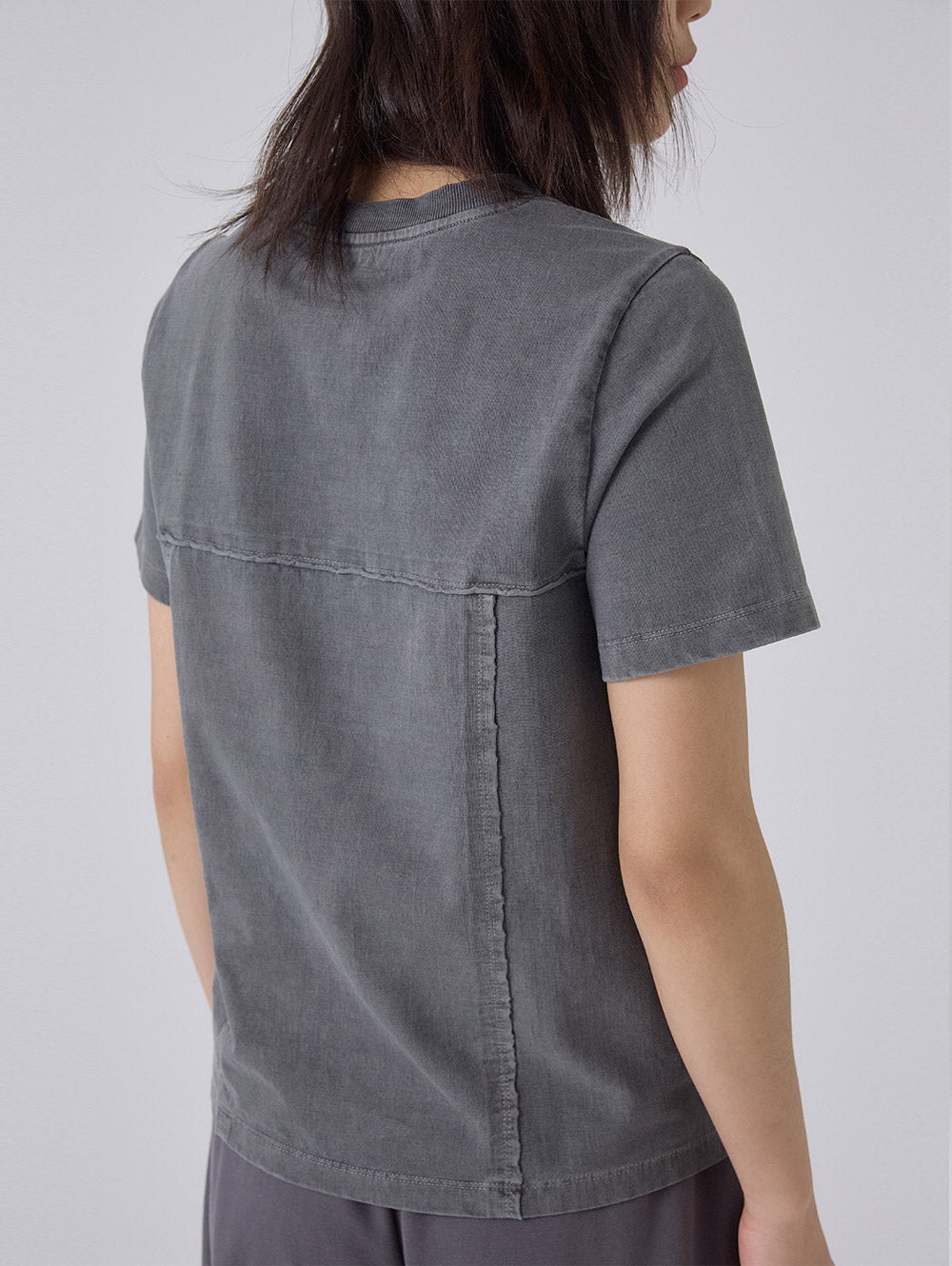 GARMENT DYED SEAM POINT T-SHIRTS [CHARCOAL]