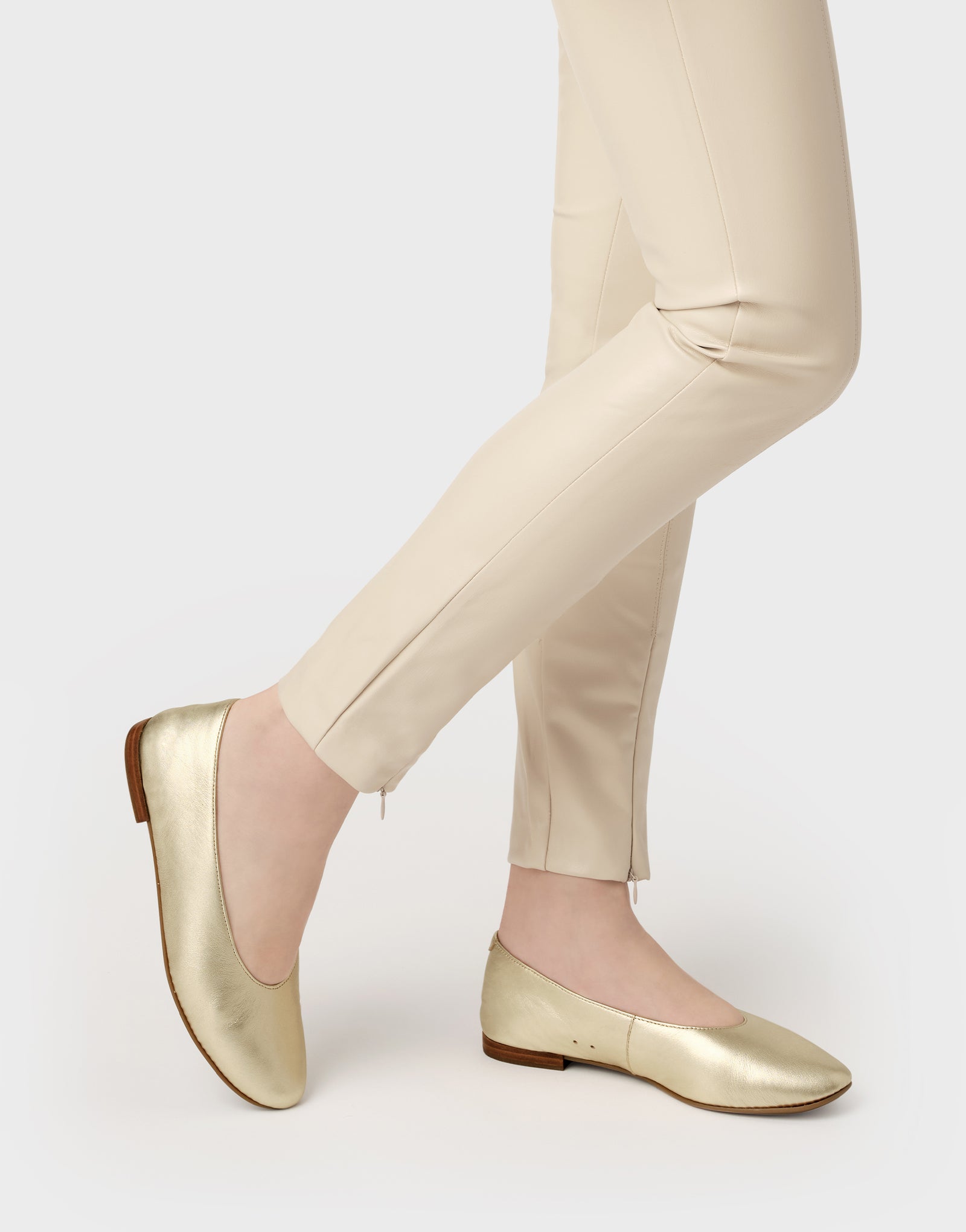 Front Runner: Aerosoles Slip-On Flat