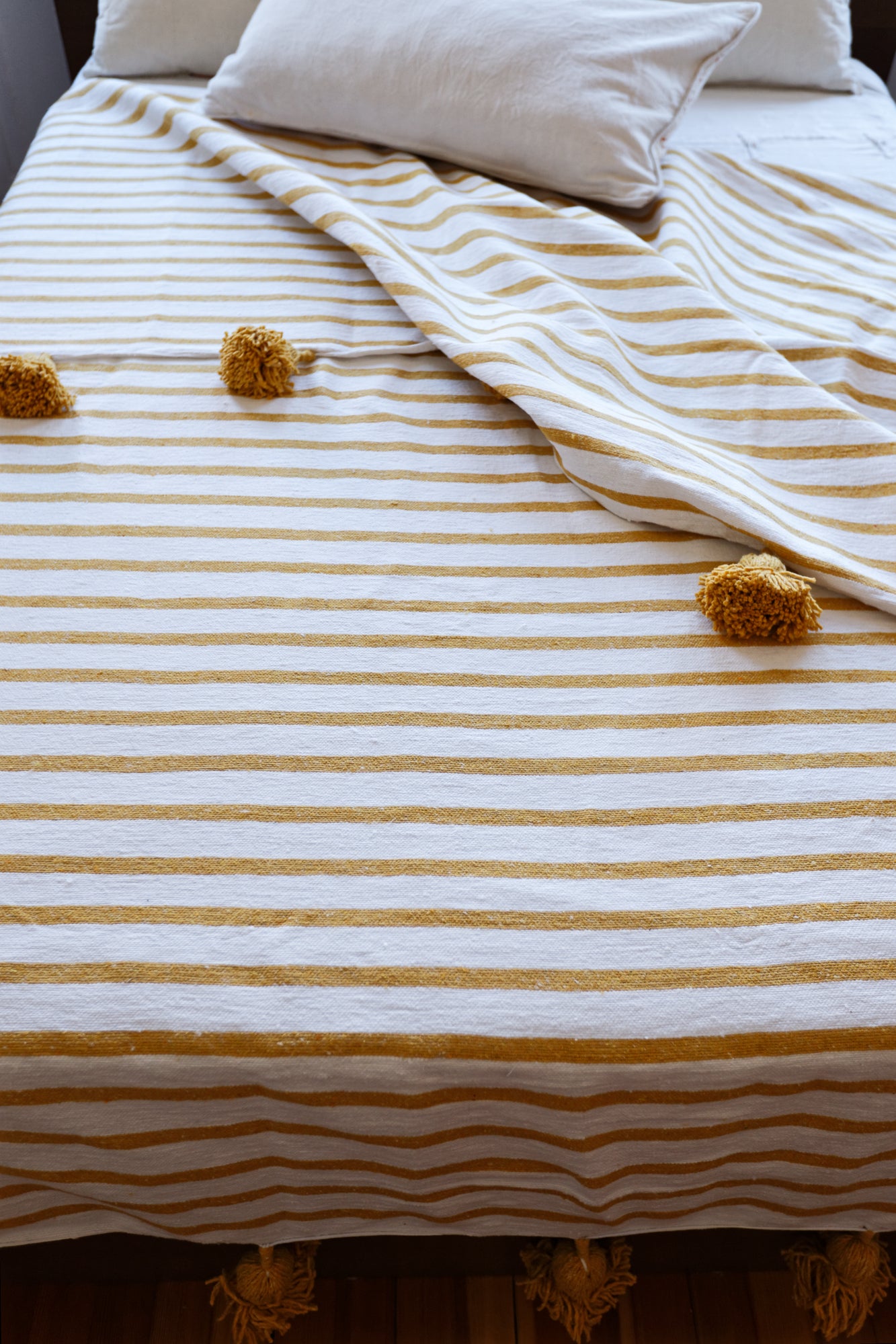 Blanket With Pompoms White Yellow Stripes Yellow Mustard