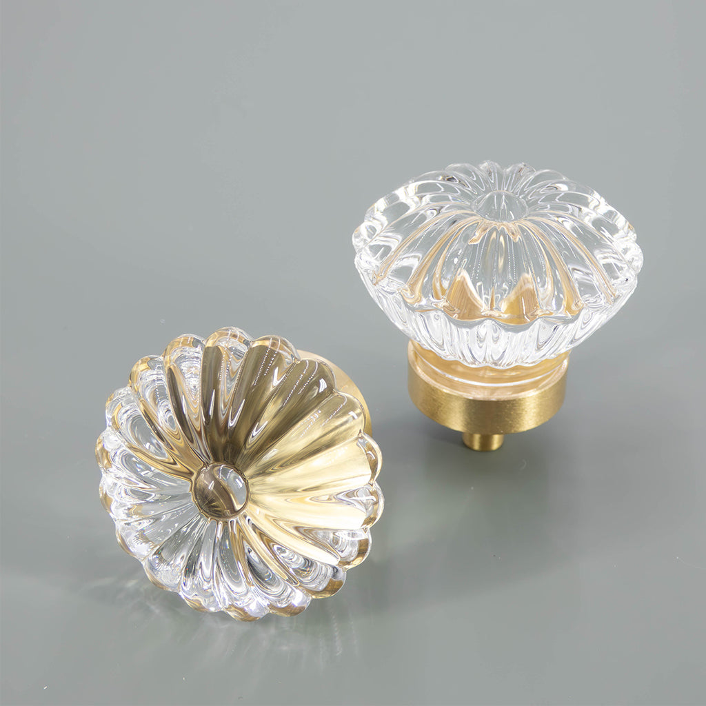 Murano - Ribbed Glass Cabinet Knob with Brushed Brass Base
