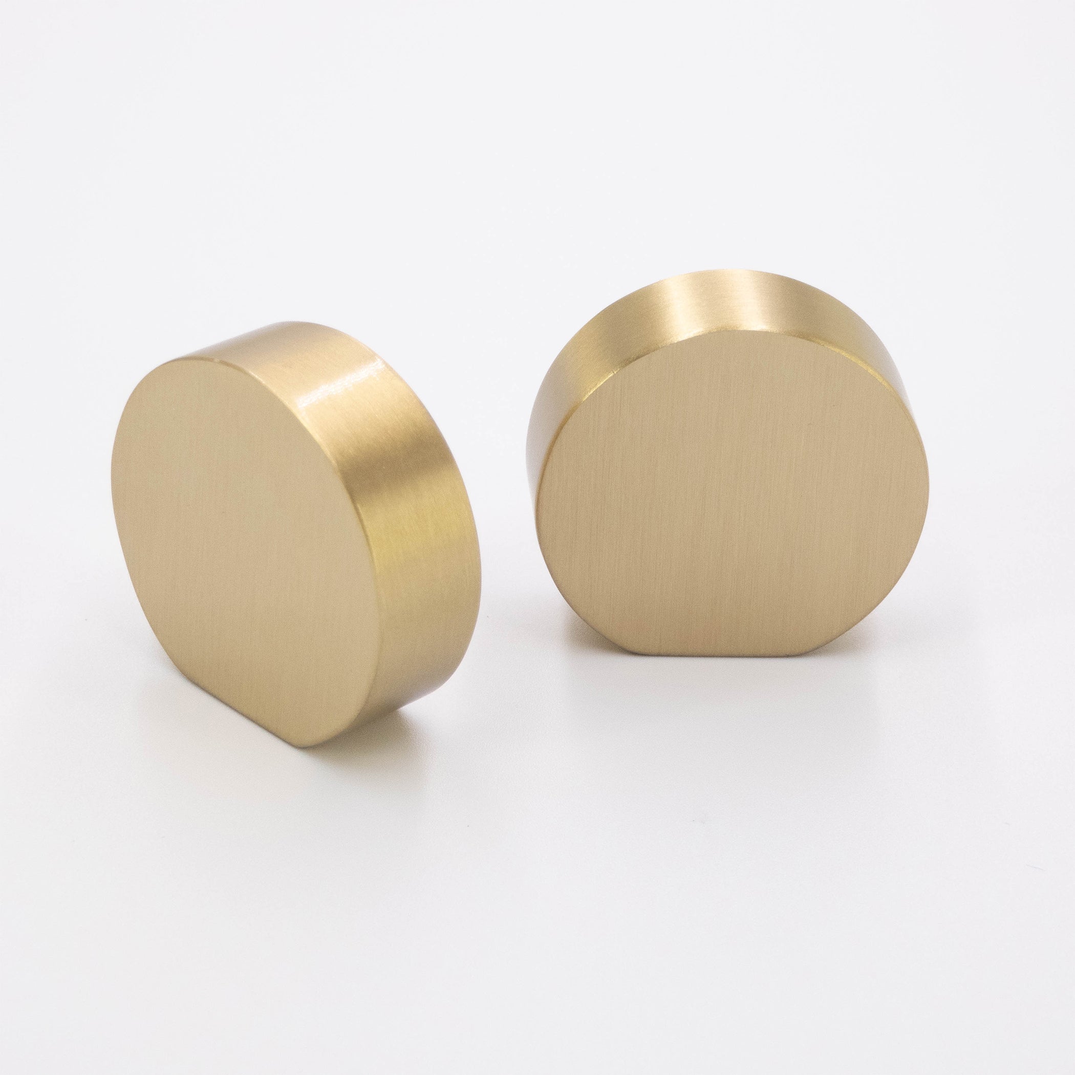 Ala - Modern Round Flat Brass Cabinet and Drawer Knob