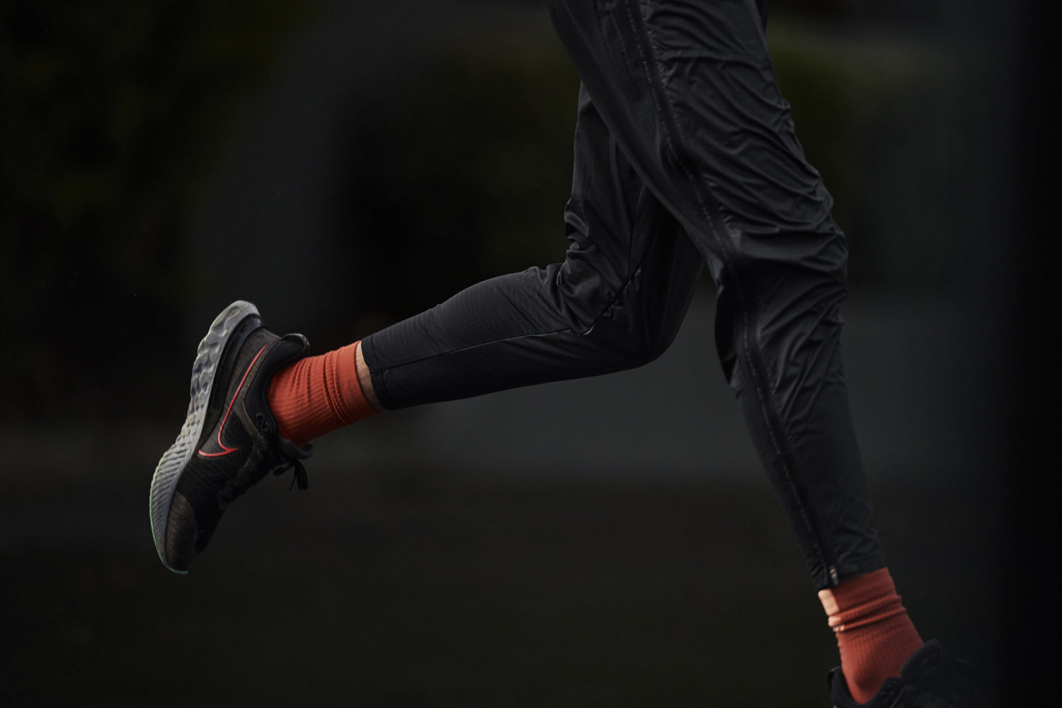Nike Men's React Infinity Run Flyknit 2 Running Shoes