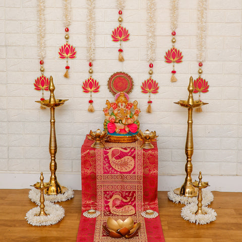 Ganpati Decoration Ideas With Lotus Gajra Garland