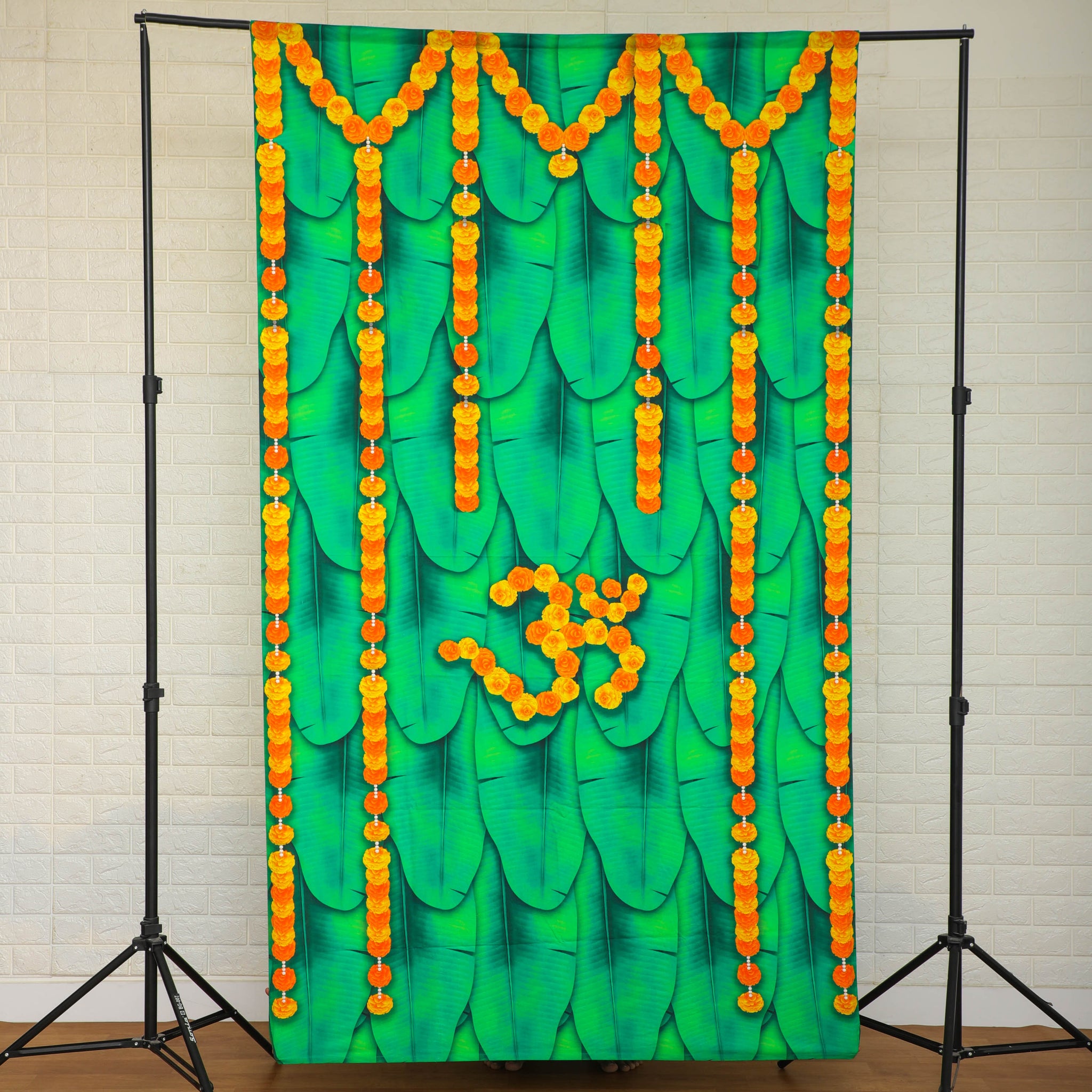 Buy Banana Leaf Printed Cotton Backdrop Cloth for Pooja Decoration – Desi  Favors