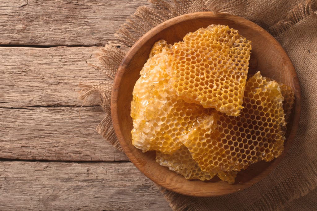 Mehiläsvaha korjaa ihovaurioita