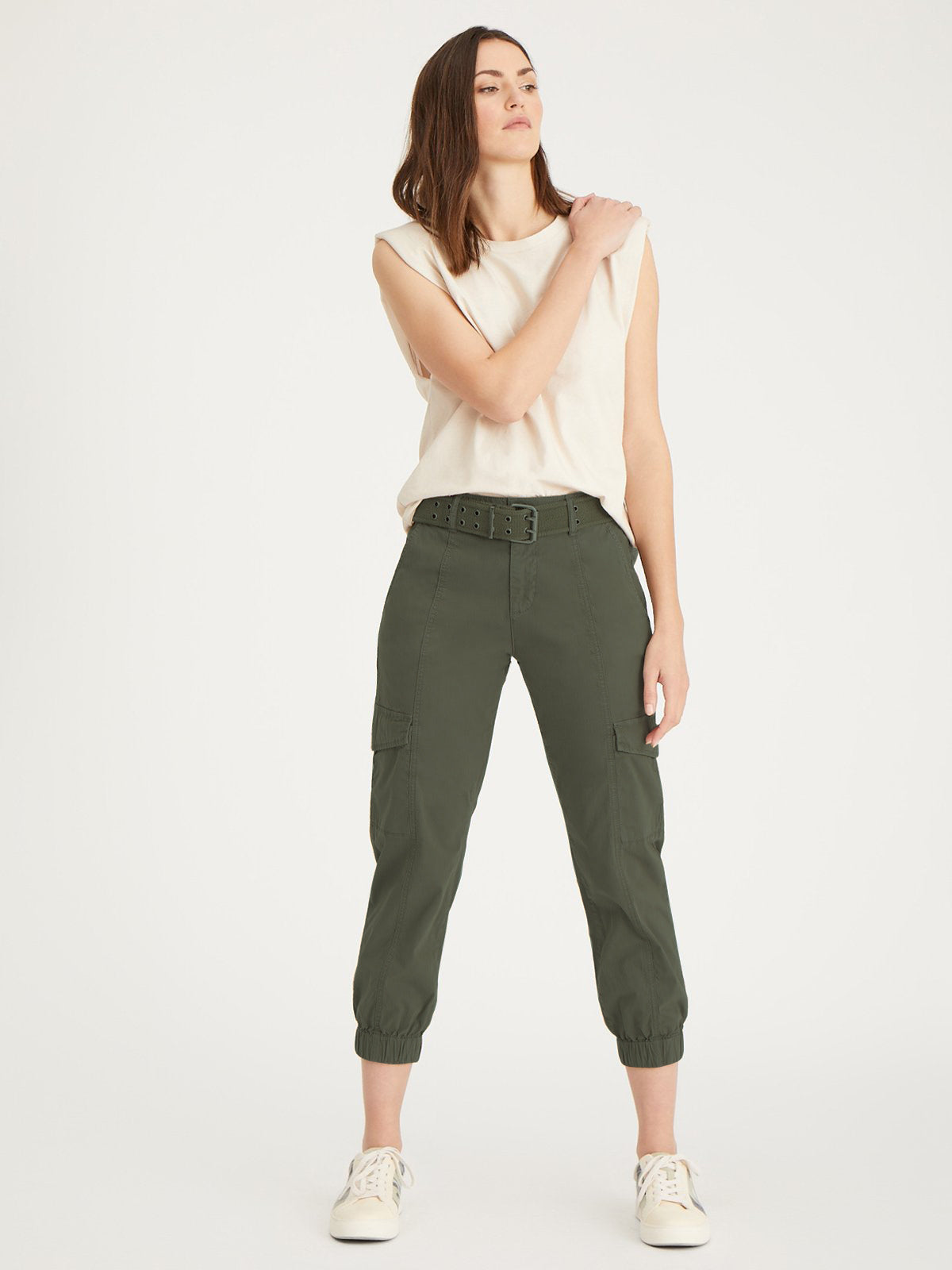 9 Best Cargo Pants for Women You Must Absolutely Own