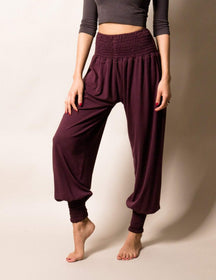 Bamboo / Organic Cotton Taj Pocket Pants - Plum — Sivana