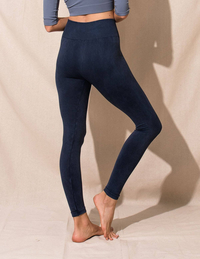 Control Top Leggings - Stay Slim And Stylish Year-Round! // Sivana