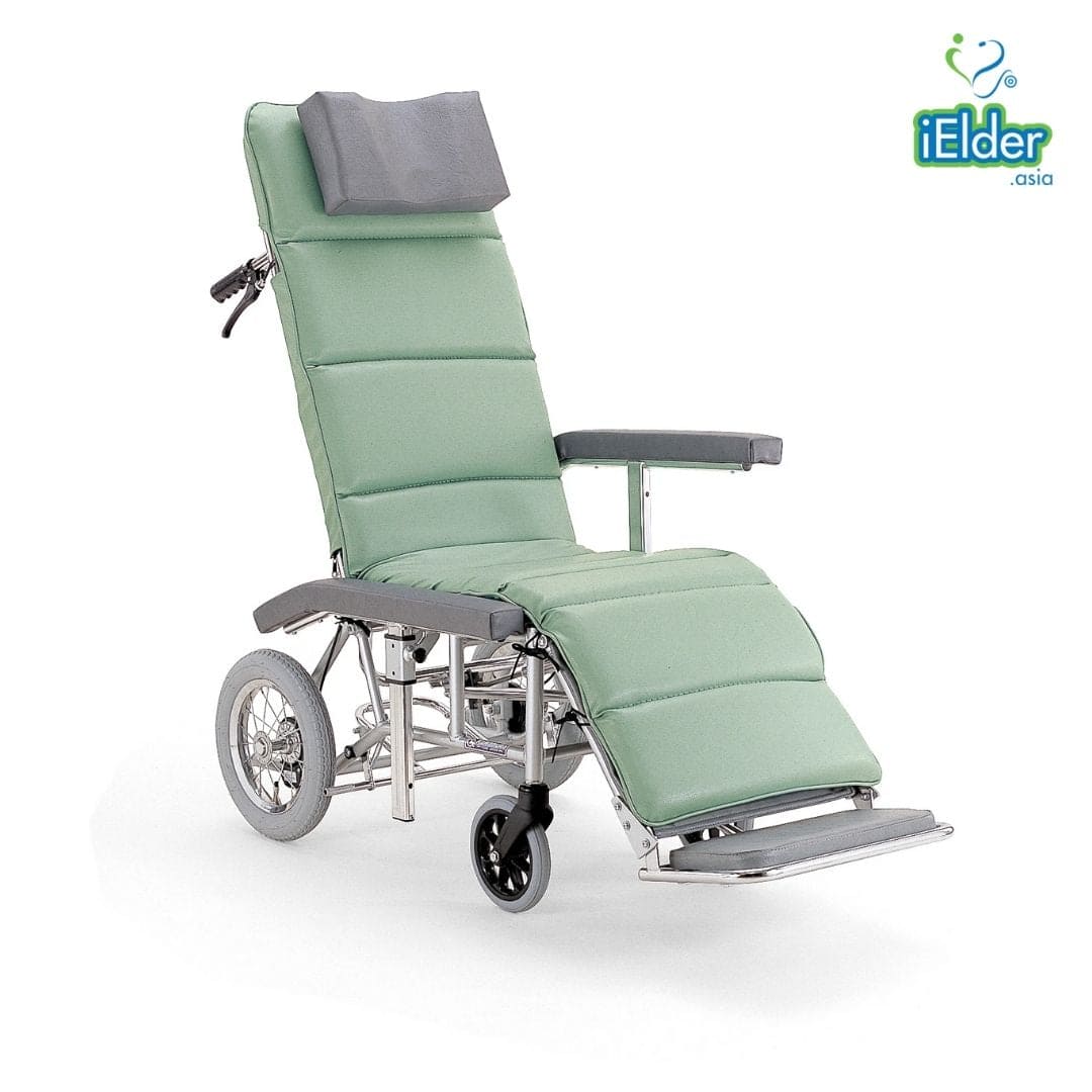 Kerusi roda dengan tempat duduk berjubin