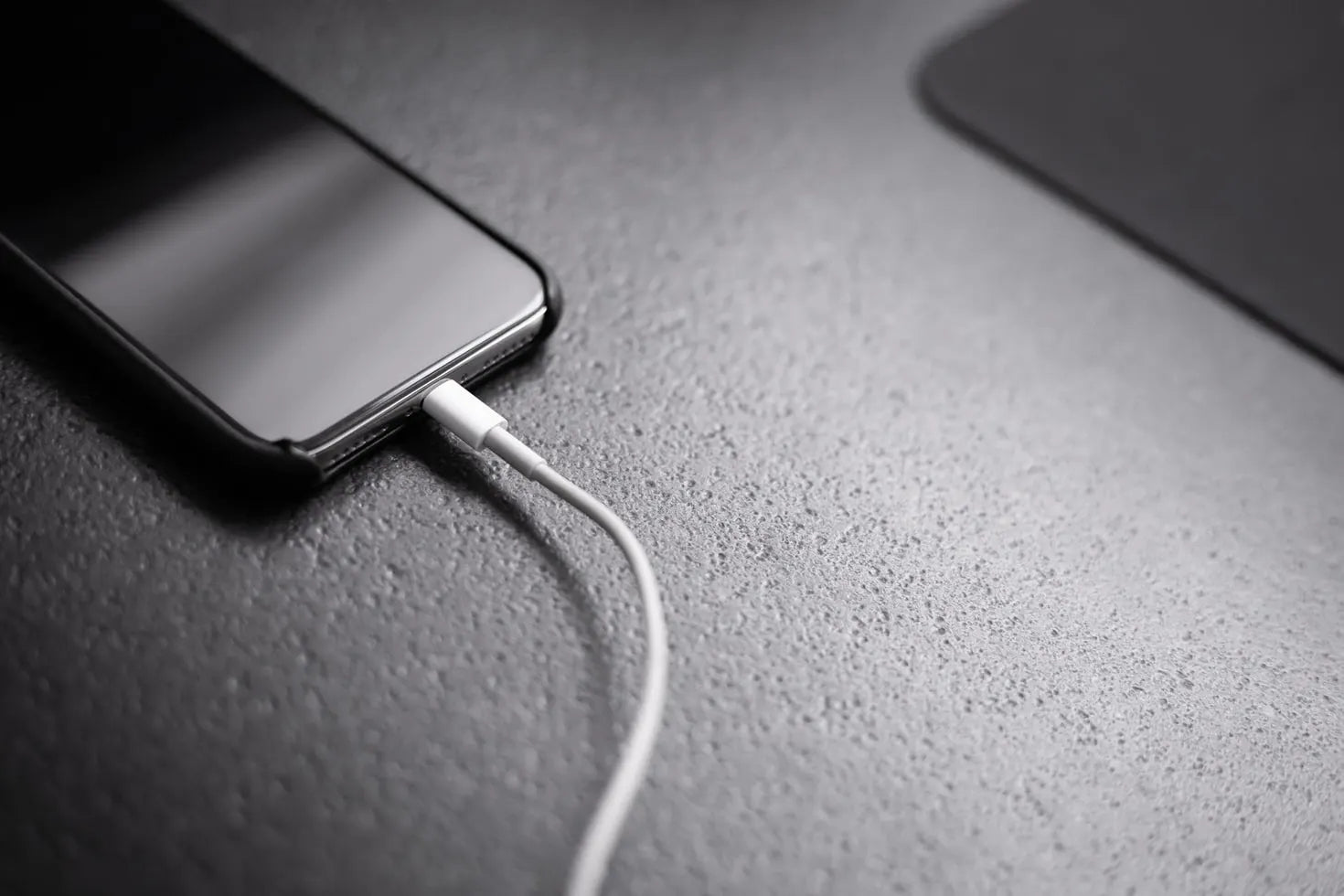 Historia del cable USB C a Lightning - uni Detrás del diseño 3