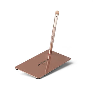 MAGNETIX DISPLAY STAND & EYESHADOW BRUSH - Daily Health & Beauty
