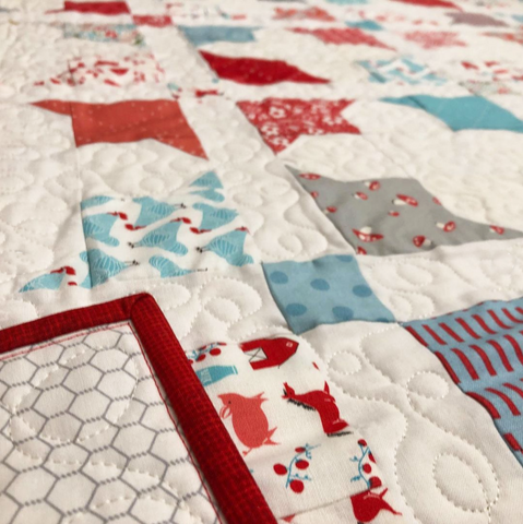 farmhouse quilt with custom quilting