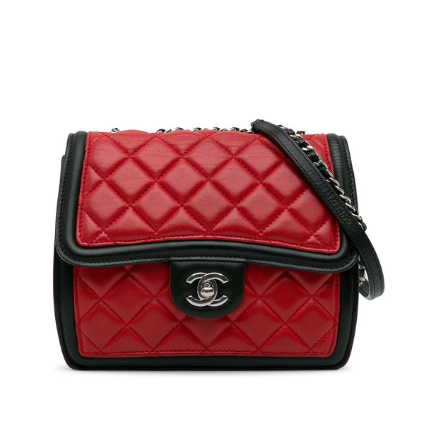 https://cdn.shopify.com/s/files/1/0066/5272/files/Chanel-Mini-Square-Graphic-Flap-Crossbody-Bag_203498_front_0_parent_600x.jpg?v=1703330103