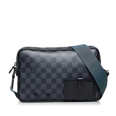 Pre-owned Louis Vuitton Monogram Galaxy Alpha Messenger Bag In Black