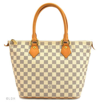 Louis Vuitton Bags: A Guide Before You Buy