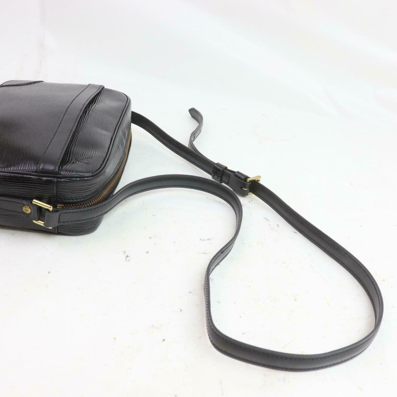Louis Vuitton Shoulder Bag Trocadero 24 Black Epi (SHC7-10448) – LuxeDH