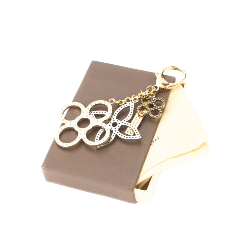 Louis Vuitton Gold Tapage Key Charm (Pre Owned) – LuxeDH