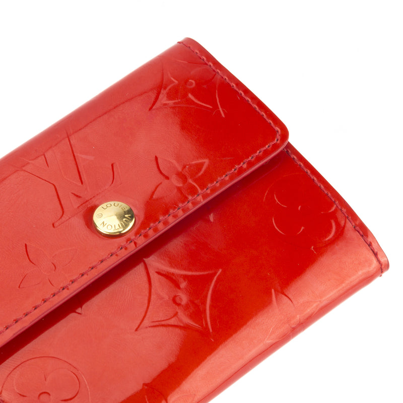 Louis Vuitton Rouge Monogram Vernis Ludlow Coin Purse (Pre Owned) – LuxeDH