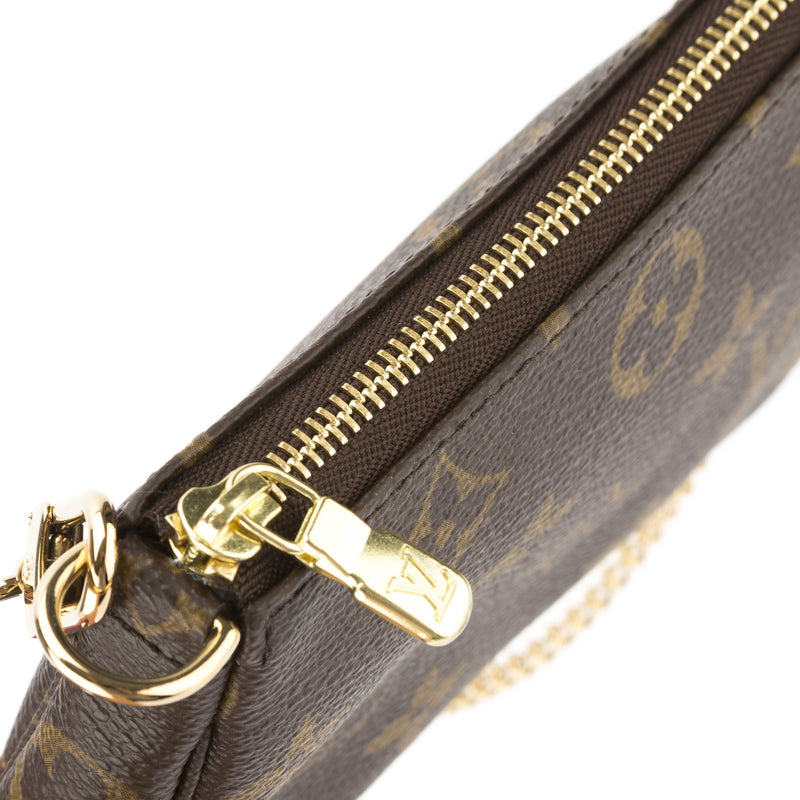 Louis Vuitton Monogram Mini Pochette Accessoires Bag (Pre Owned) – LuxeDH