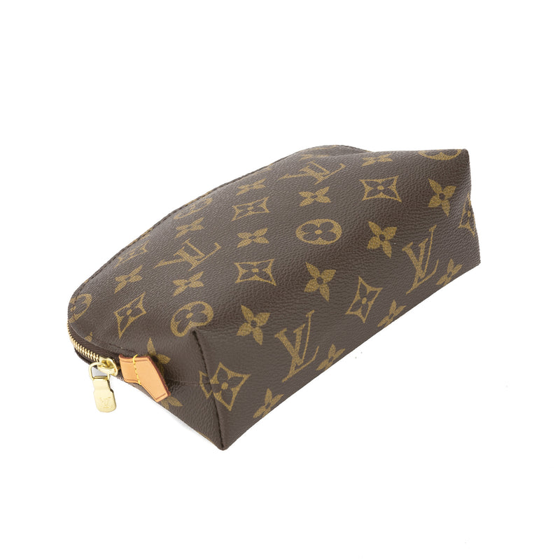 Louis Vuitton Monogram Cosmetic Pouch (Pre Owned) – LuxeDH