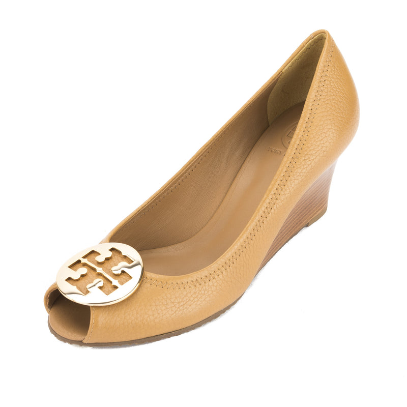 tory burch sally 2 wedge