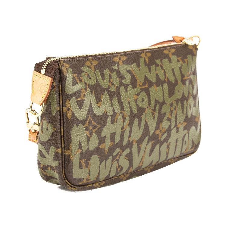 Louis Vuitton Khaki Monogram Stephen Sprouse Graffiti Pochette Accesso – LuxeDH