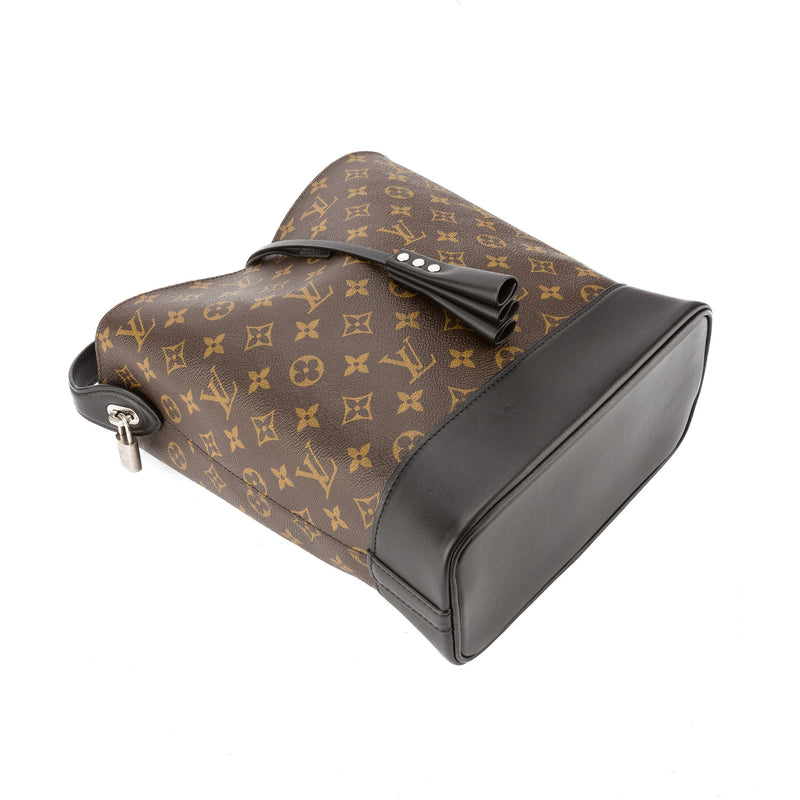 used Louis Vuitton Bucket/ Handbags