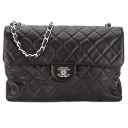 chanel navy quilted bag