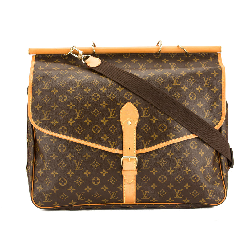 louis vuitton hunting bag