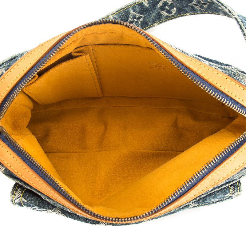 Louis Vuitton Blue Monogram Denim Bum Bag (Pre Owned) – LuxeDH