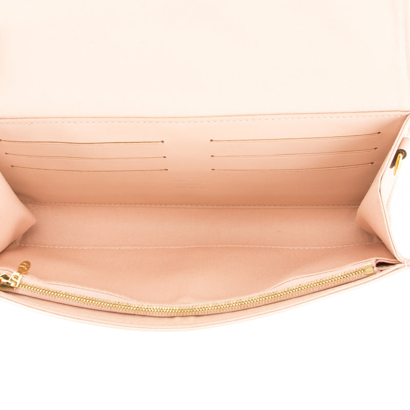 Louis Vuitton Rose Velours Monogram Vernis Leather Rossmore MM Bag (Pr – LuxeDH