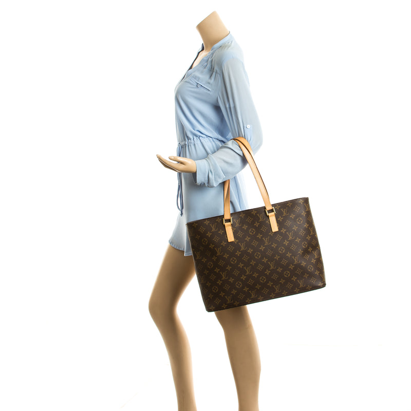 Louis Vuitton Monogram Canvas Luco Tote Bag (Pre Owned) – LuxeDH