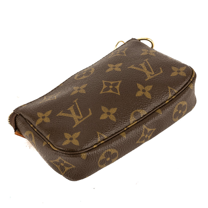 Louis Vuitton Monogram Canvas Mini Pochette Accessoires Bag (Pre Owned – LuxeDH