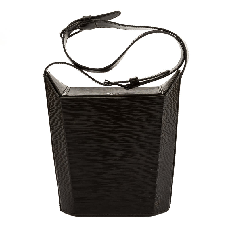 Louis Vuitton Noir Epi Leather Sac Seau Bag (Pre Owned) – LuxeDH