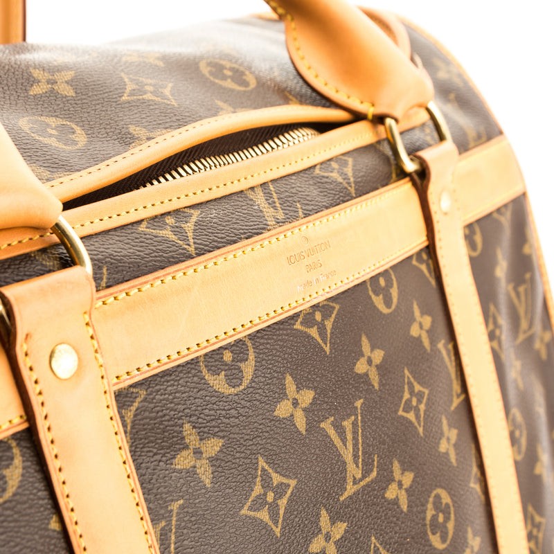 Louis Vuitton Monogram Canvas Dog Carrier 40 (Pre Owned) – LuxeDH