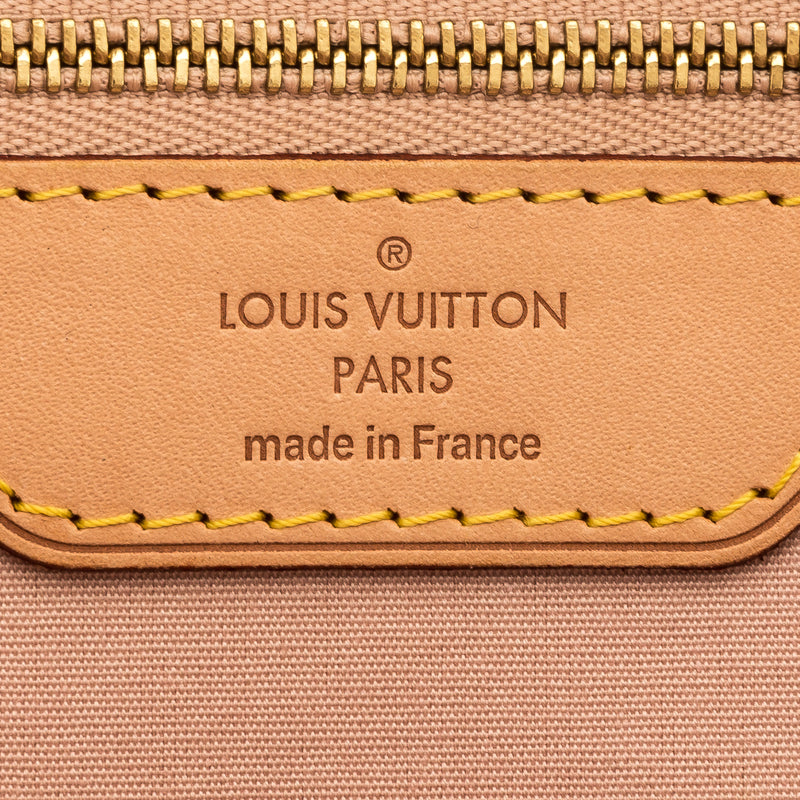 Louis Vuitton Rose Florentin Monogram Vernis Leather Brea MM Bag (Pre – LuxeDH