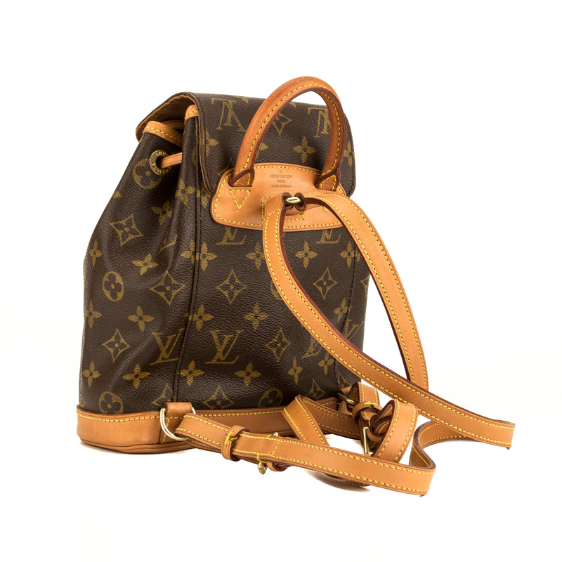 Louis Vuitton Monogram Montsouris PM Backpack (3878013) – LuxeDH