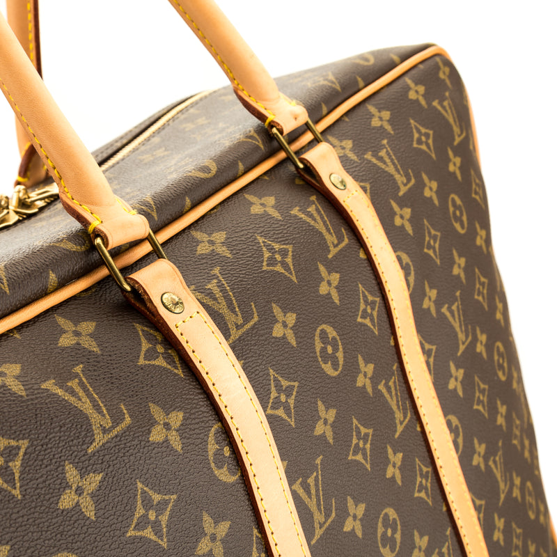 Louis Vuitton Monogram Sirius 50 Suitcase (3944008) – LuxeDH