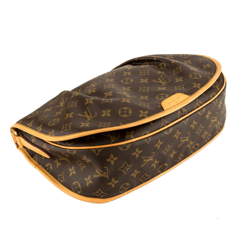 Louis Vuitton Monogram Menilmontant MM (3968015) – LuxeDH