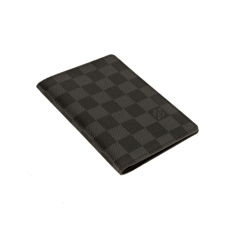 Louis Vuitton Damier Graphite Passport Cover (4027005) – LuxeDH