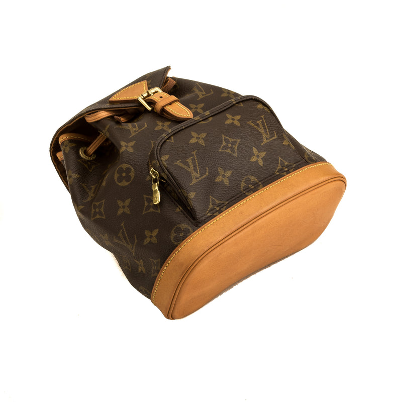 Louis Vuitton Monogram Montsouris PM Backpack (4170003) – LuxeDH