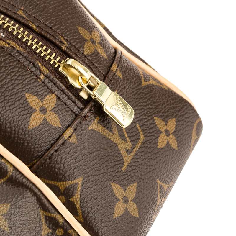 Louis Vuitton Monogram Canvas Toiletry 25 Pouch (Pre Owned) – LuxeDH