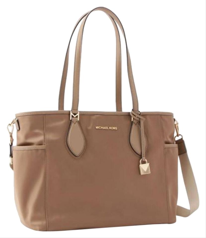 michael kors kelsey large diaper bag