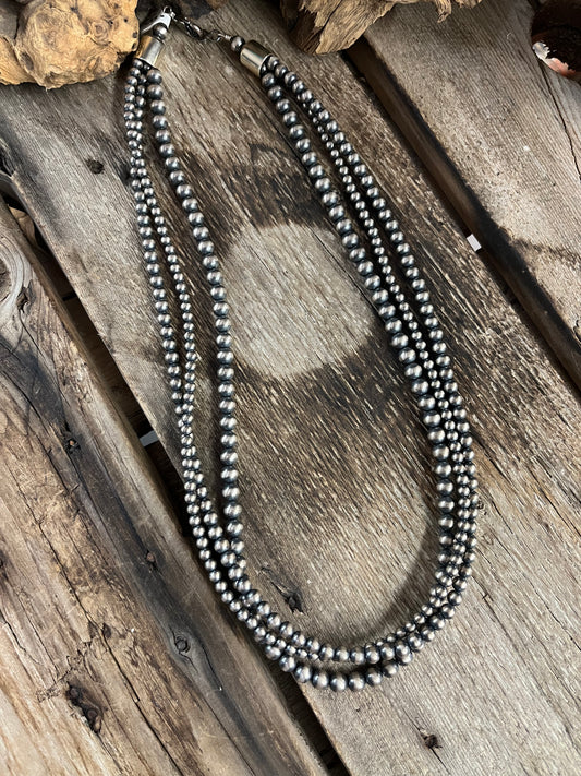 Handmade Navajo Pearl Petite Sweet Bracelet ~ All 4mm Beads! – Navajo  Pearls Ranch