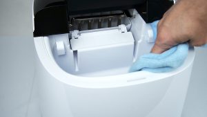 Cleaning Your Ice Maker