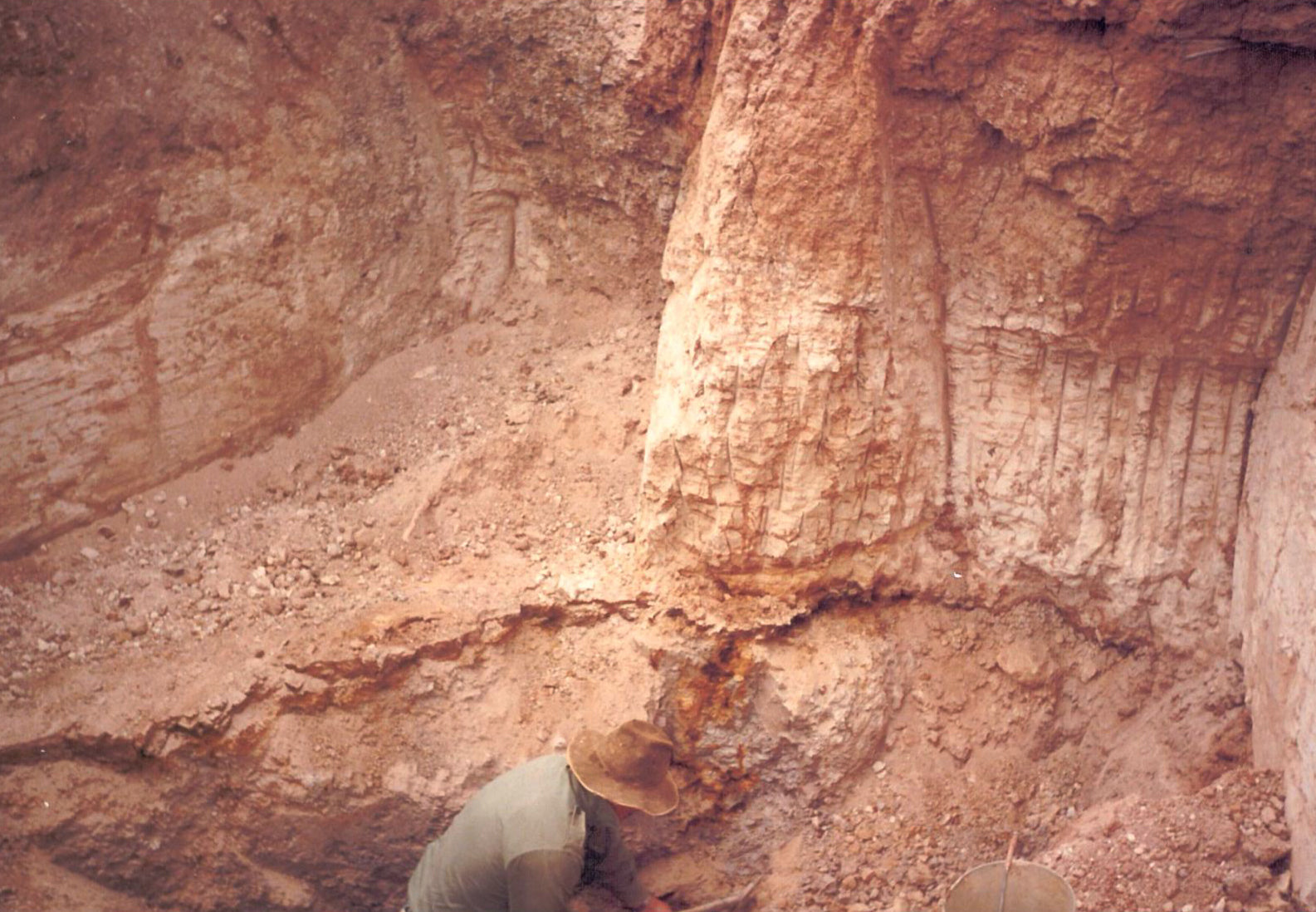 'Big Red Mine' Boulder Opal Mine in outback Queensland circa 1988