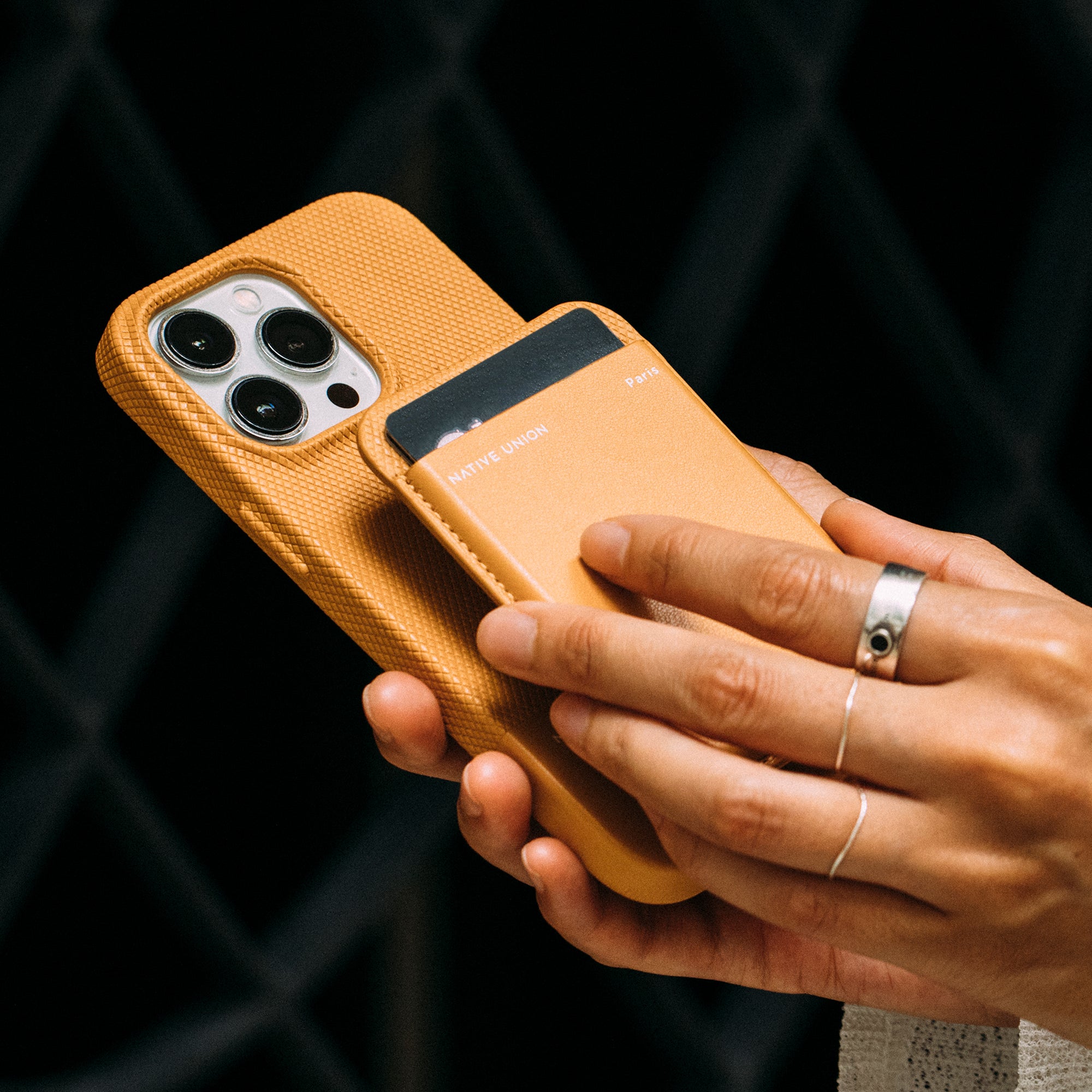 Men's Tech Accessories: Mobile Cases, Wearable Tech