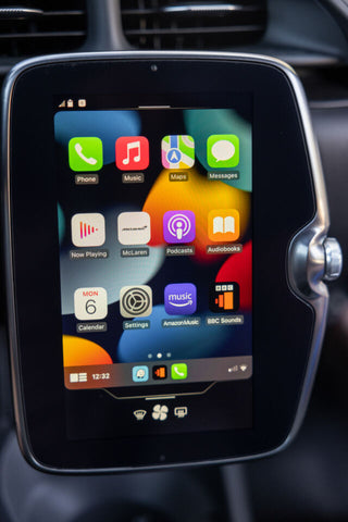 mac laren carplay